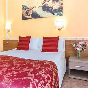 Downtown 2*, Rom Italien